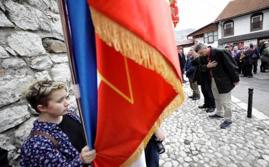 Varaždin: Brojni srednjoškolci misle da su kukasti križ i slovo U simboli - antifašizma